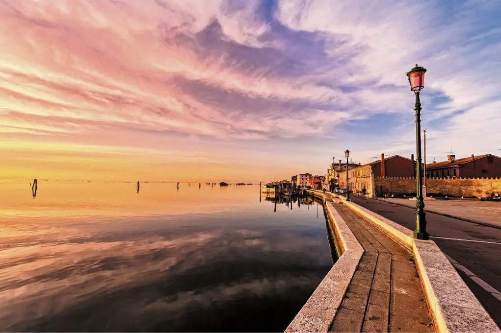 Luxury Escape Venice Boat Tour in the Venetian Lagoon 34 (1)